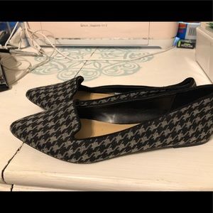 Lauren Conrad gently used flat size 9